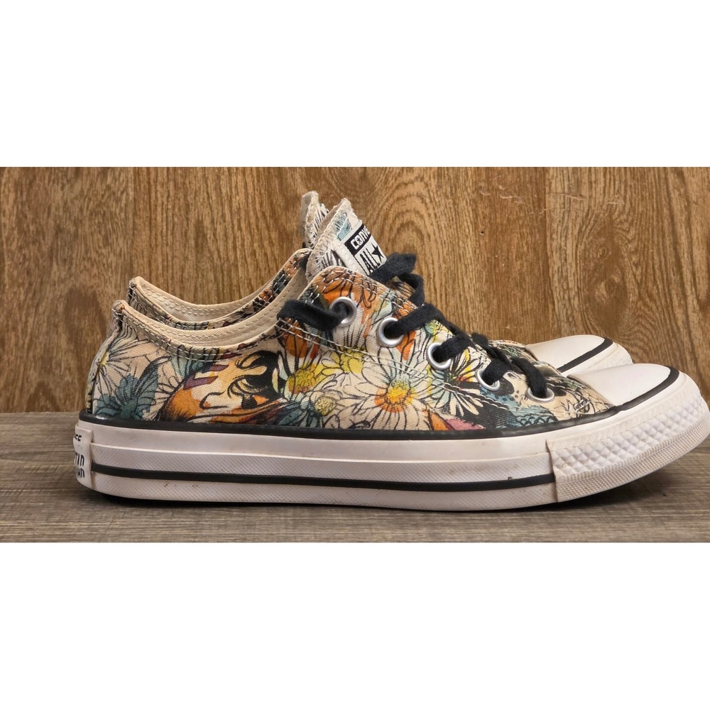 Converse Allstar Low Top Sneakers Womens Size 6 Daisy Print